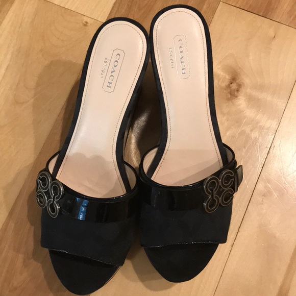 Coach Geri Wedge Shoe - Picture 1 of 4